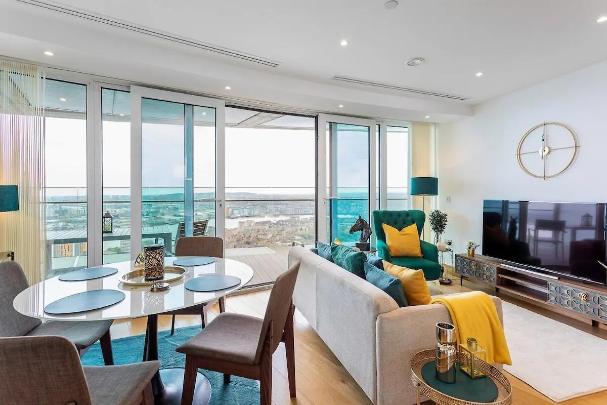Prestige Panoramic Balcony Condo London 0*,